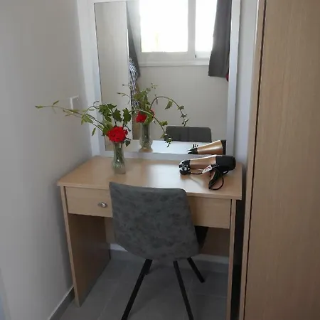 Luxiary Delux At Kkaras Apartamento *